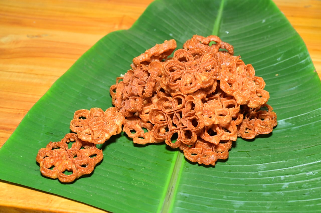 Gulabi Guthulu - Image 1